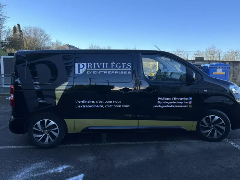 Privilèges - Covering de van